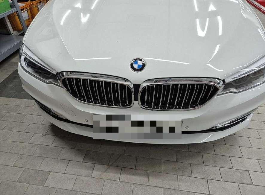 BMW 530i
