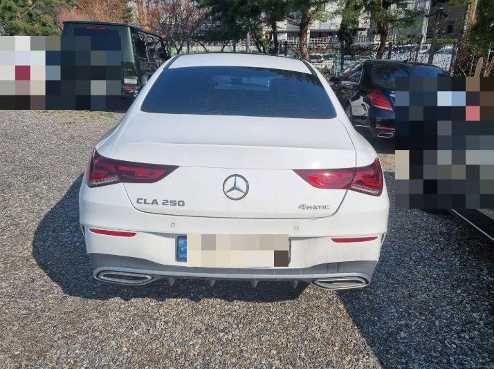 Mercedes CLA250