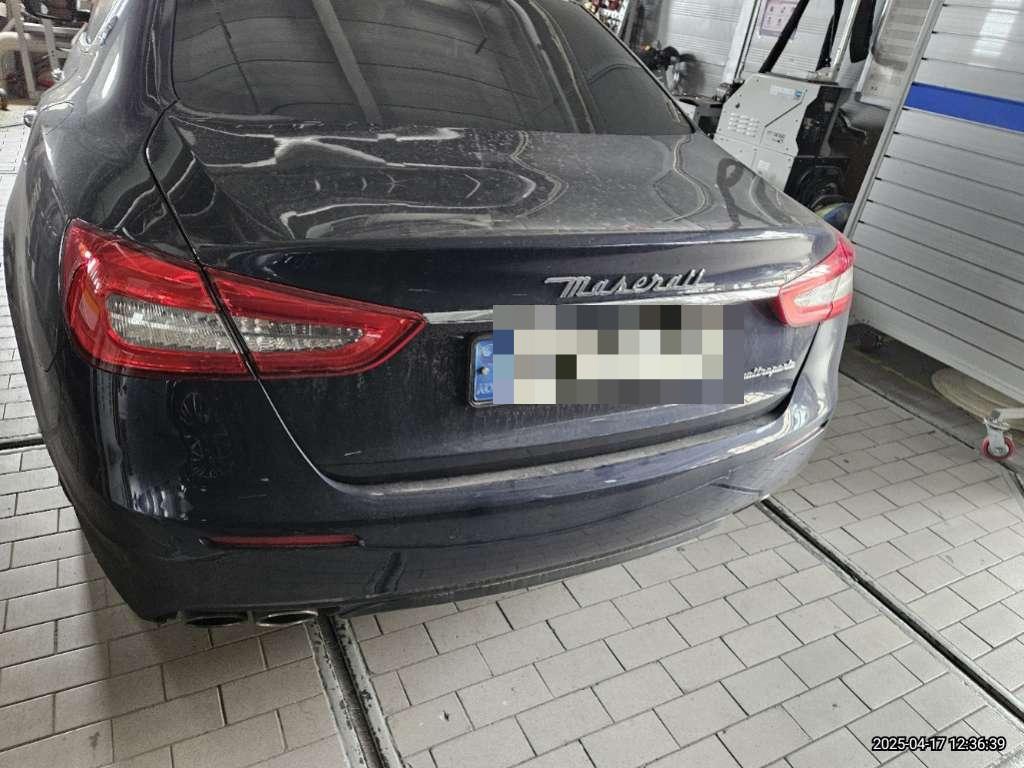 Maserati Quattroporte