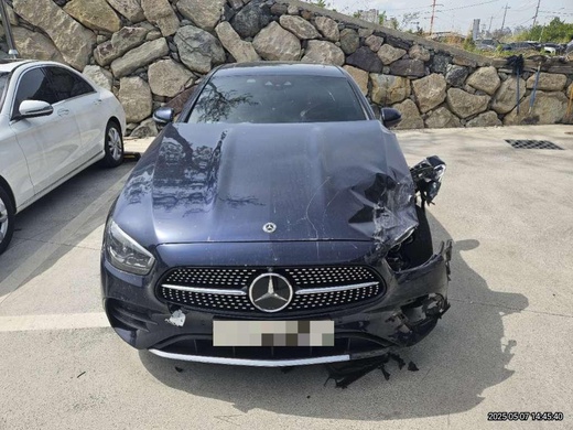 Mercedes-Benz E220 2020