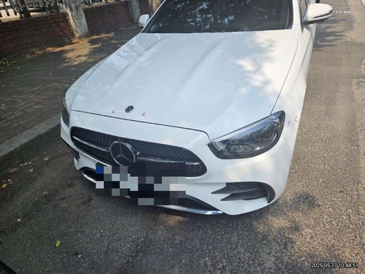 Mercedes-Benz E250 2022