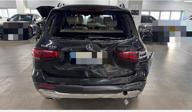 Mercedes-Benz GLB 2021