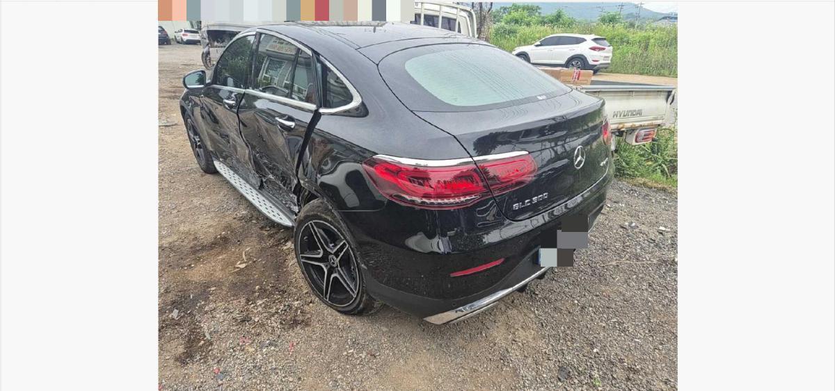 Mercedes-Benz GLC300