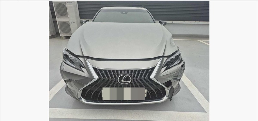 Lexus ES300h 2023