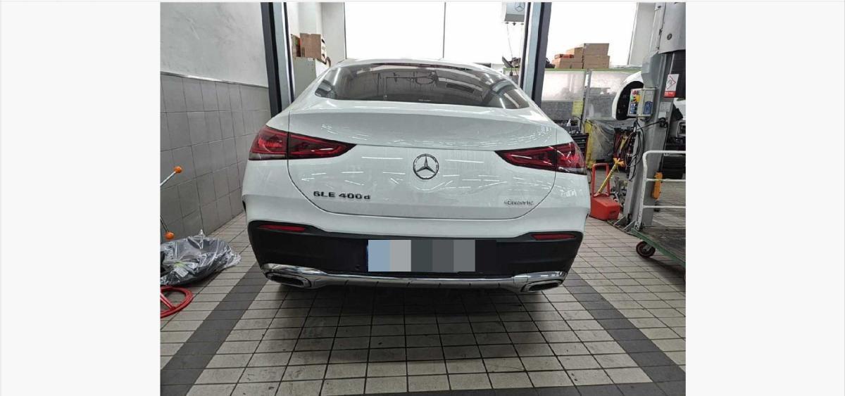 Mercedes-Benz GLE400 d