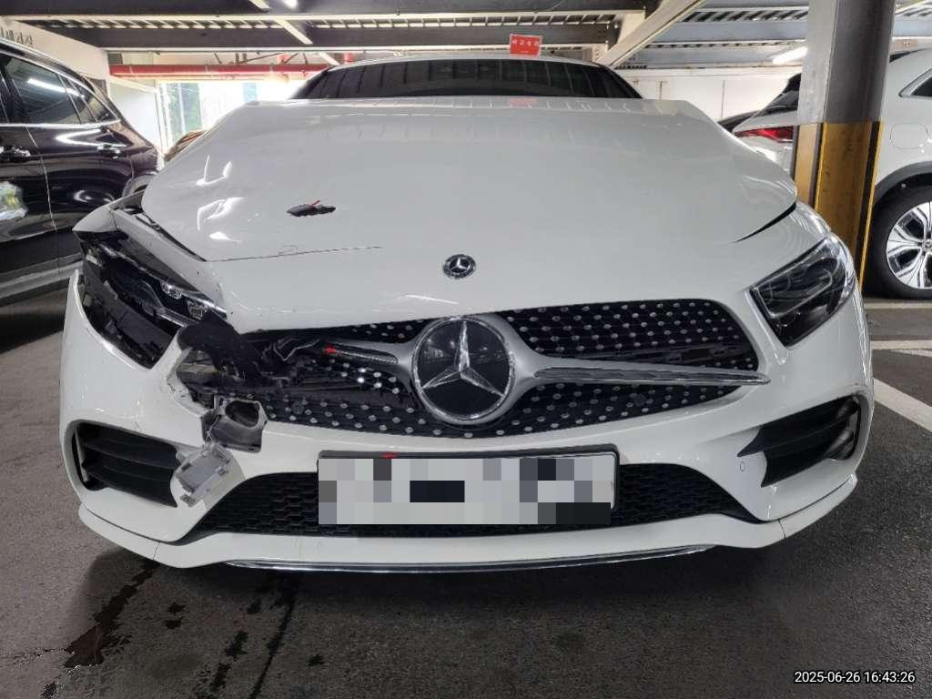 Mercedes-Benz CLS