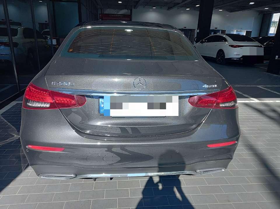 Mercedes-Benz E220 d