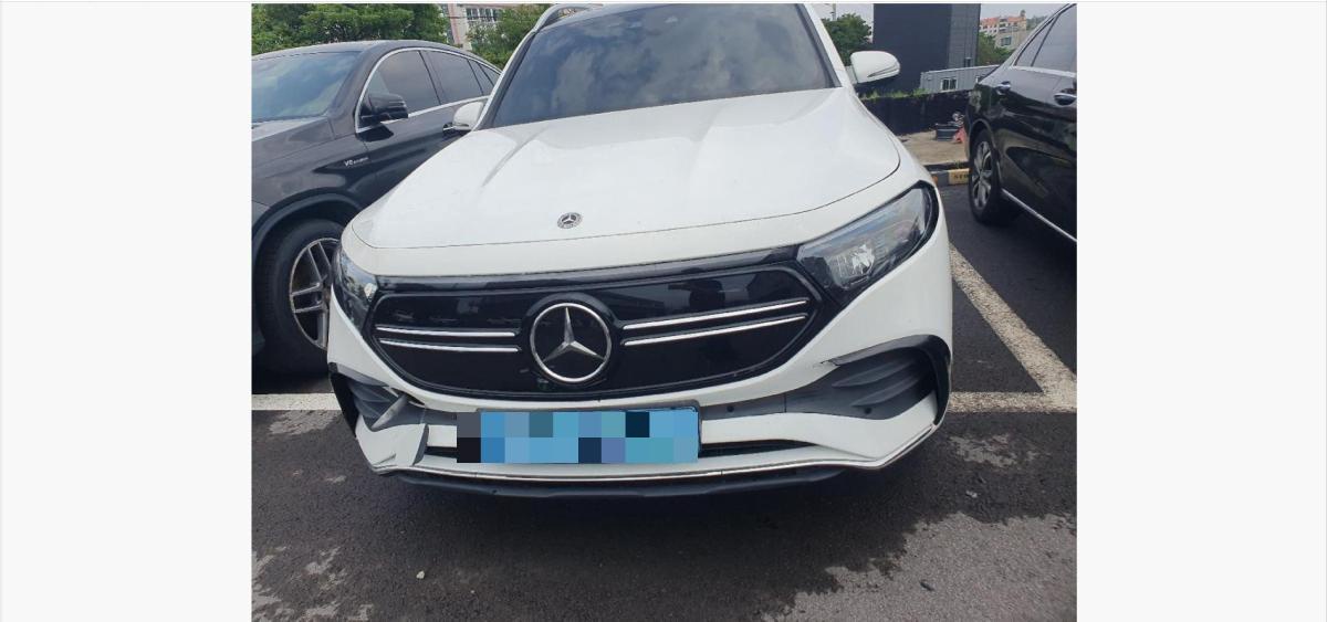 Mercedes-Benz EQB300