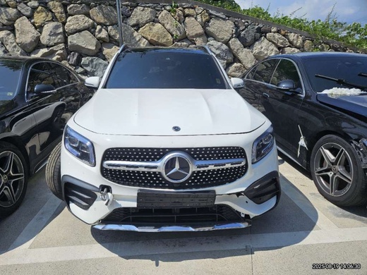 Mercedes-Benz GLB250 2021