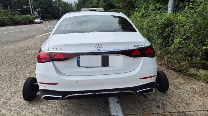 Mercedes-Benz E 300 2024