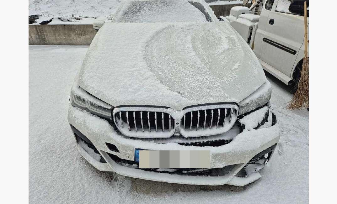BMW 530i