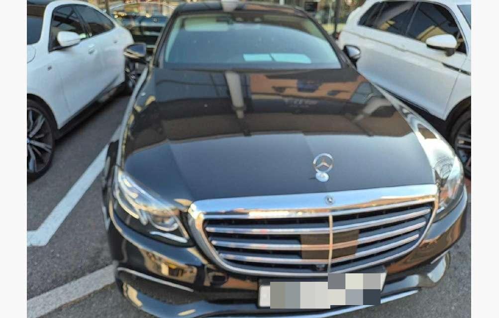 Mercedes E400
