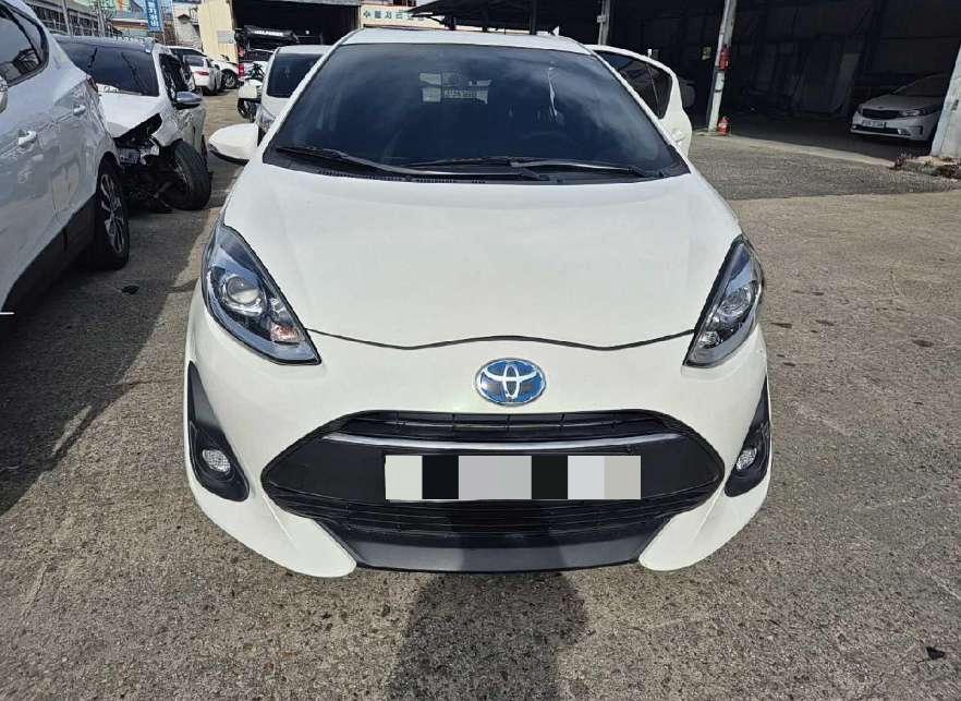 Toyota Prius C