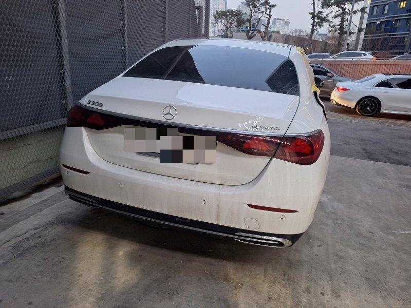 Mercedes E 300