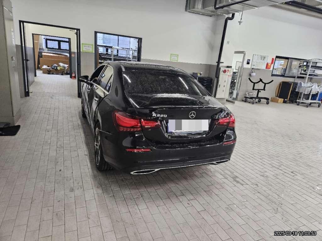Mercedes A 220