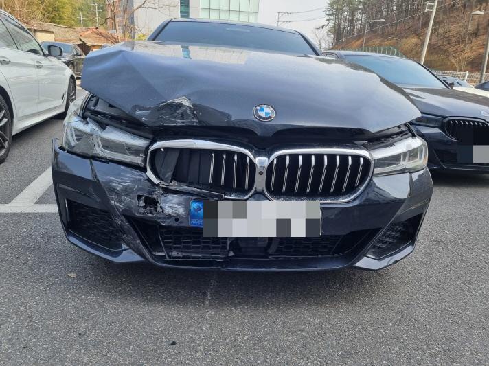 BMW 520i