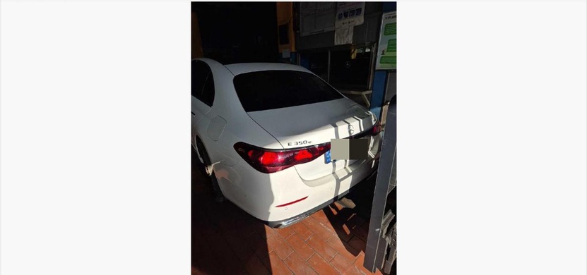 Mercedes-Benz E 350 e 2025