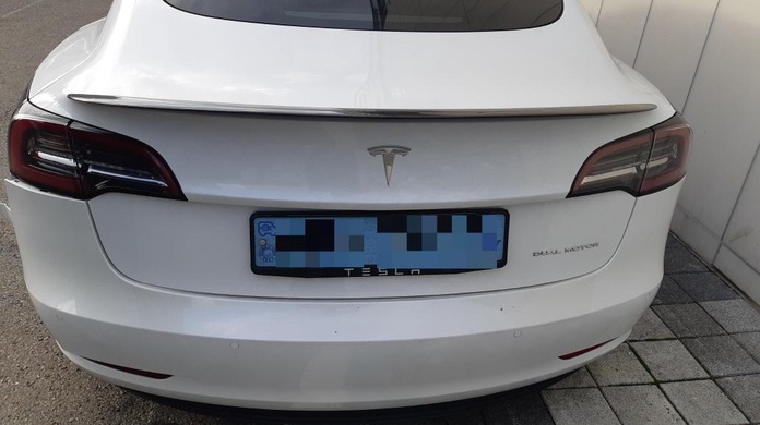 Tesla Model 3 2021