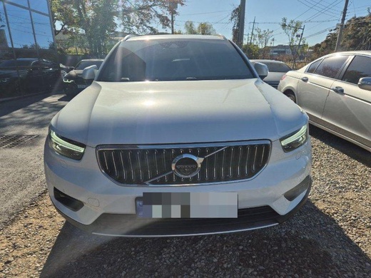 Volvo XC40 2021