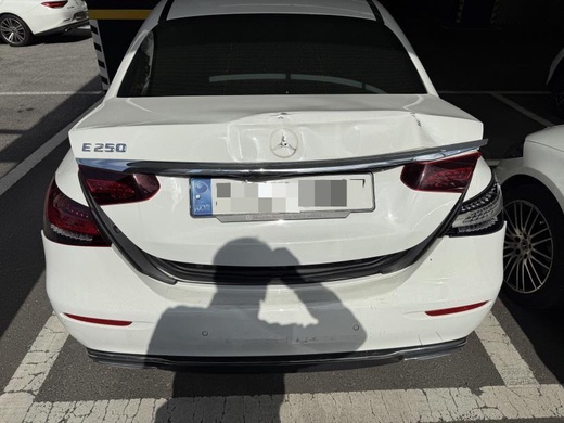 Mercedes-Benz E250 2022