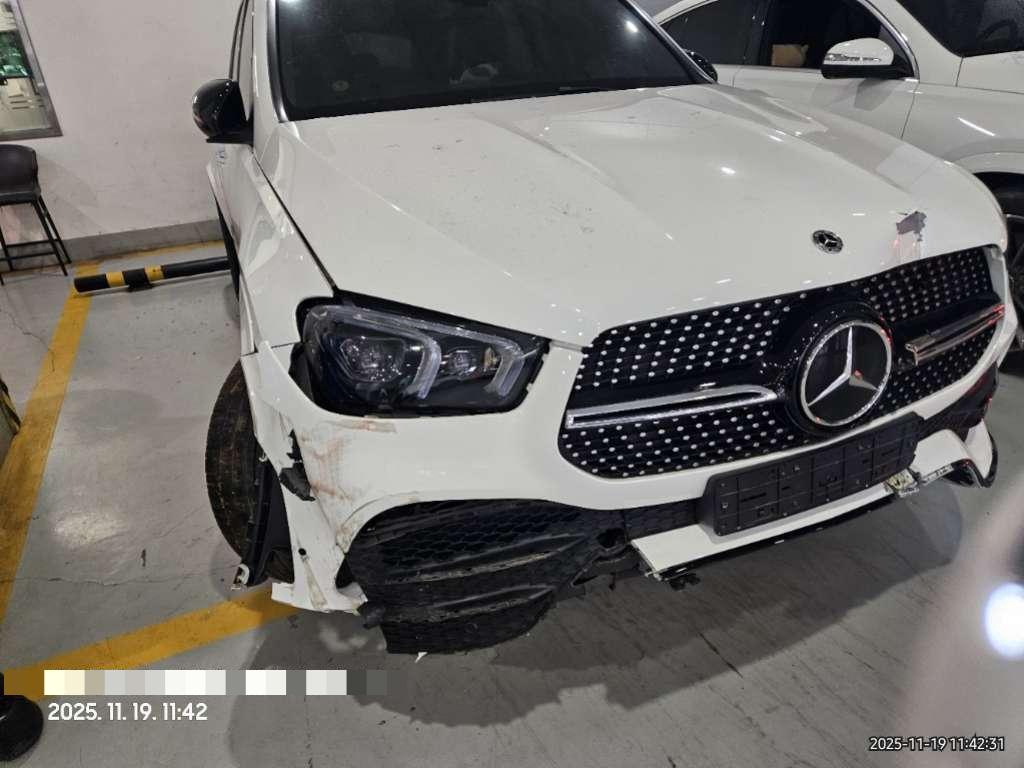 Mercedes-Benz GLE450