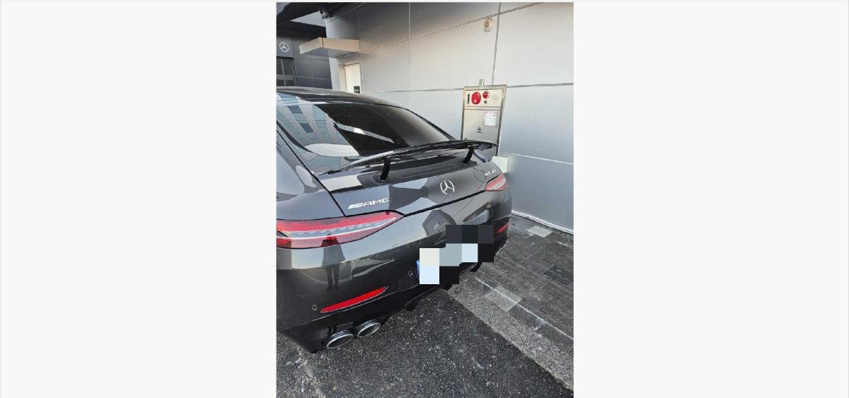 Mercedes-Benz AMG GT43