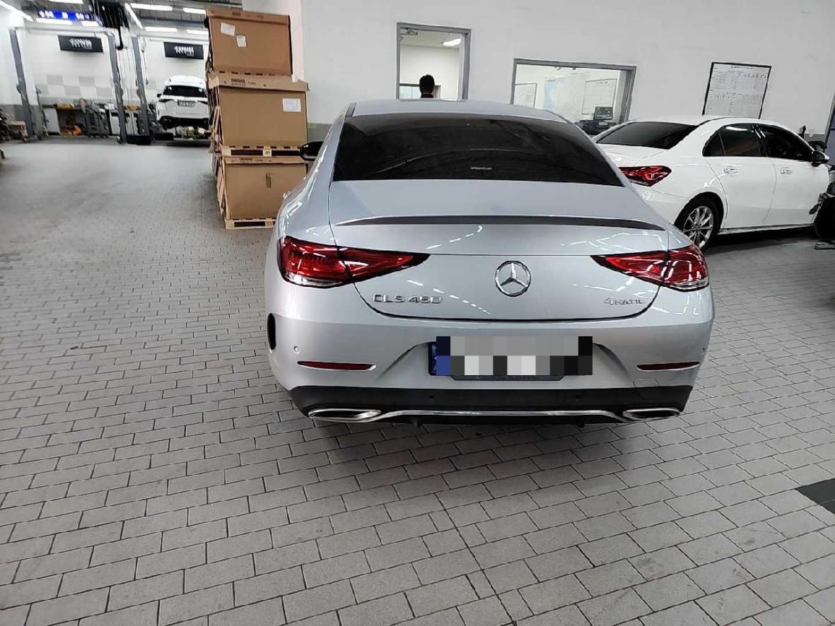 Mercedes CLS450