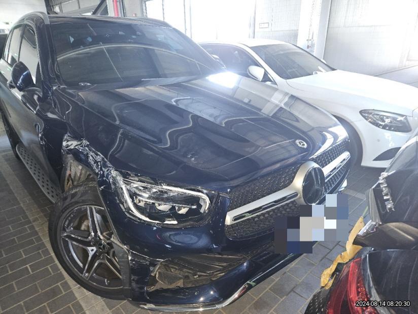 Mercedes GLC300 e