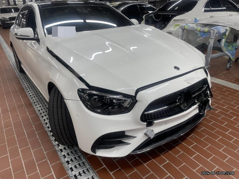 Mercedes E350