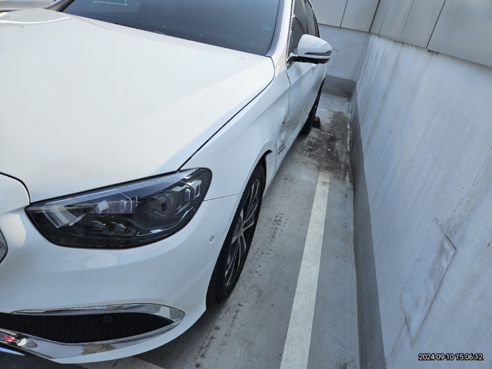 Mercedes E300e
