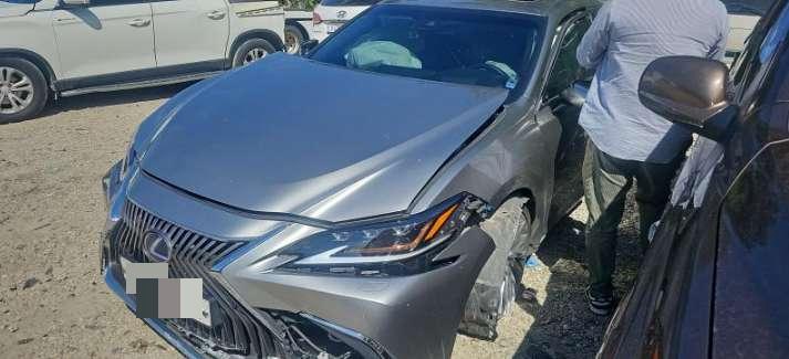 Lexus ES300h