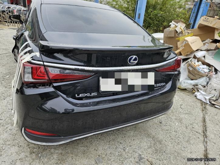 Lexus ES300h