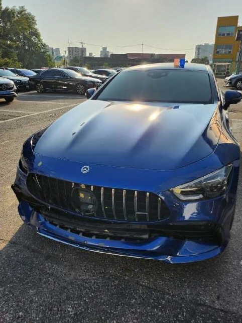 Mercedes GT43 