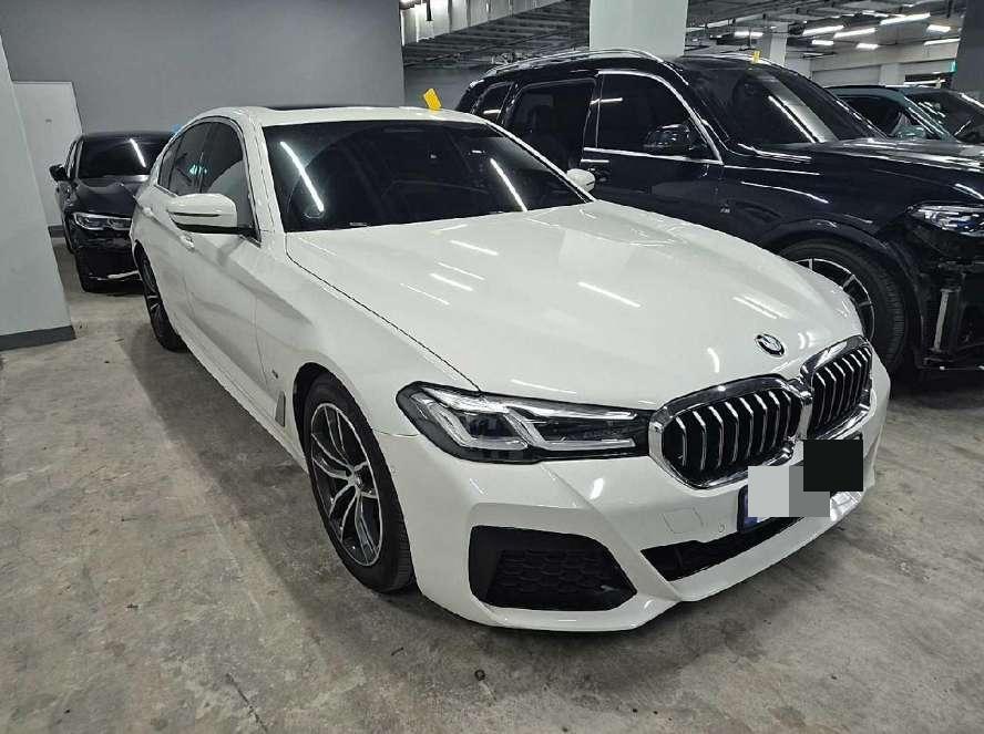 BMW 520i