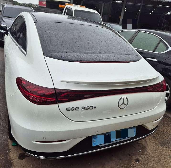 Mercedes-Benz EQE