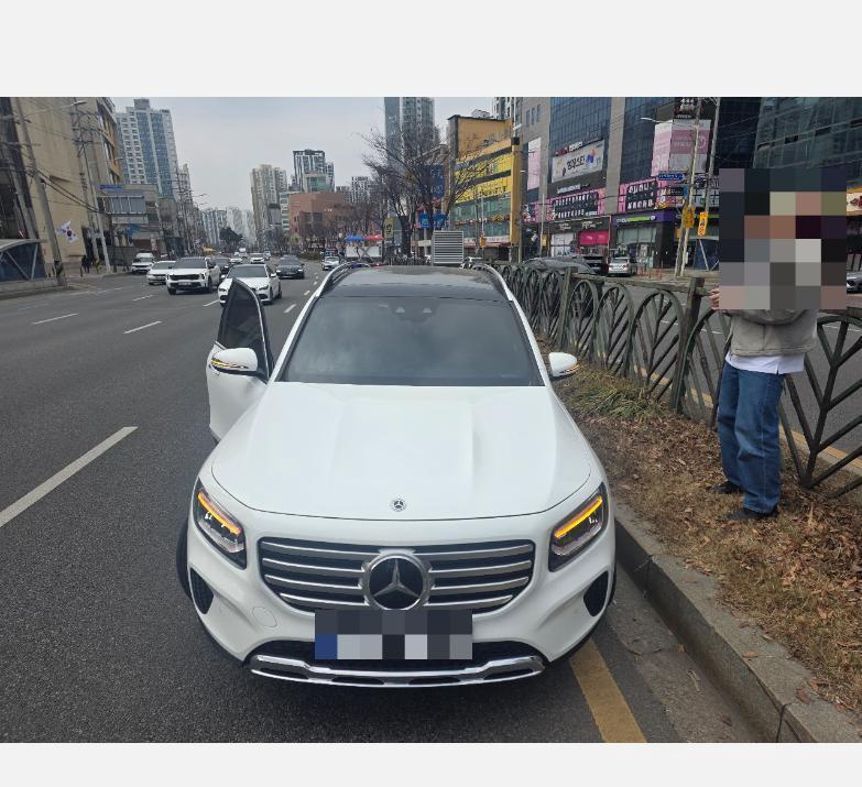 Mercedes-Benz GLB 200d