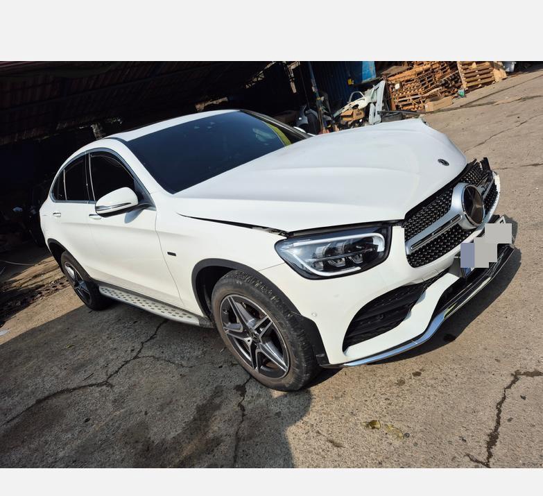 Mercedes-Benz GLC300