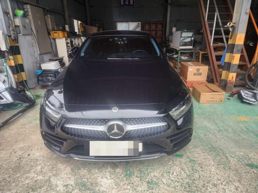 Mercedes-Benz CLS