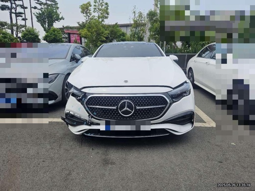 Mercedes-Benz E 300 2025