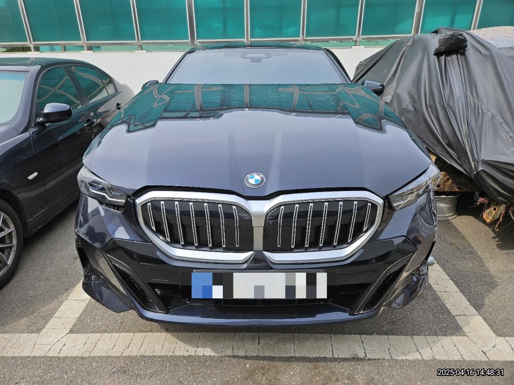 BMW 530i