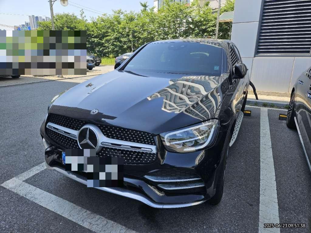 Mercedes GLC