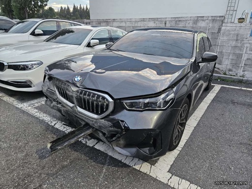 BMW 5 Series 2024