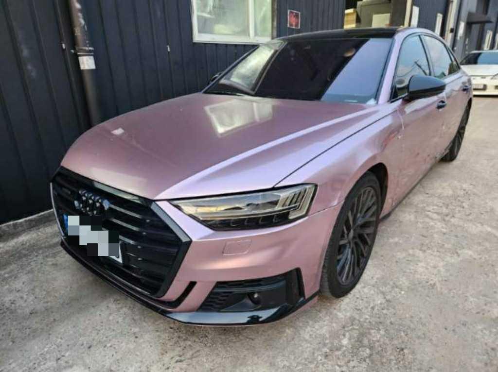 Audi A8L