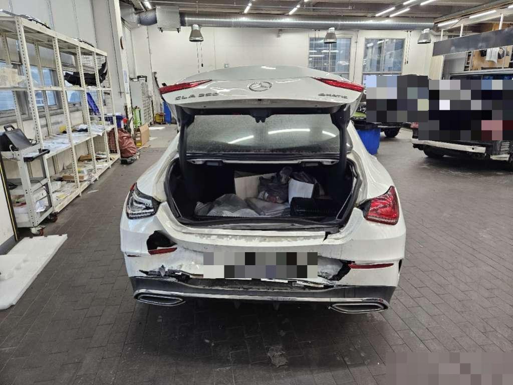 Mercedes CLA250