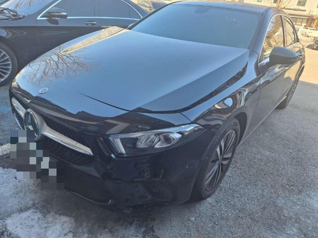 Mercedes A220