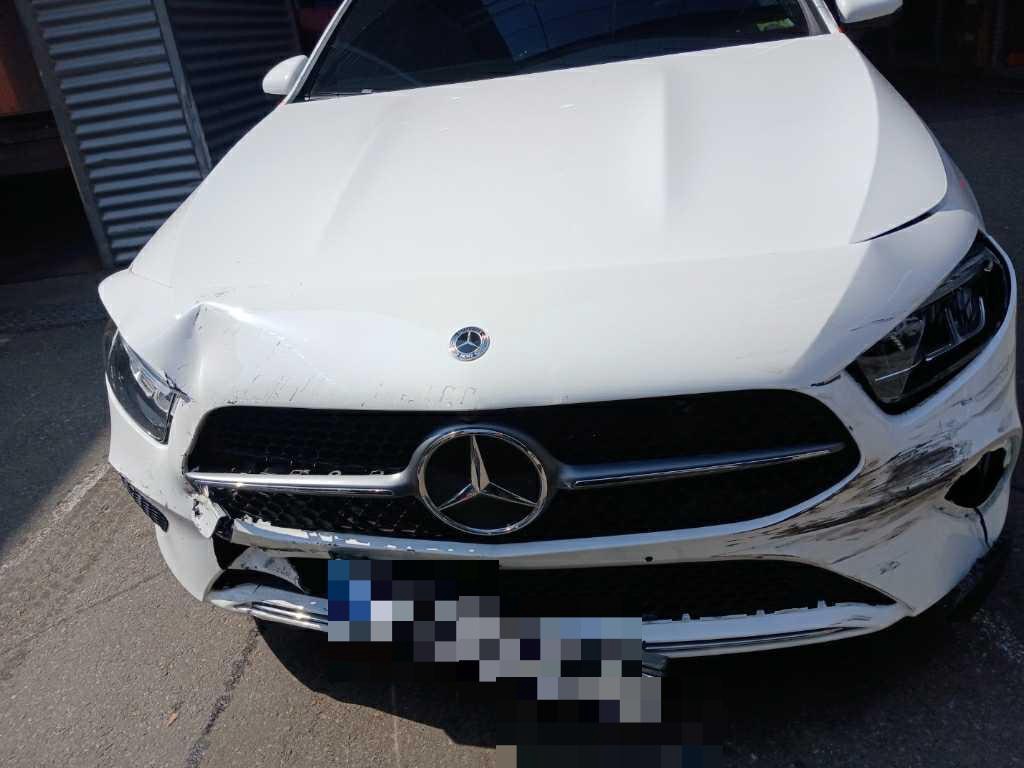 Mercedes A 220