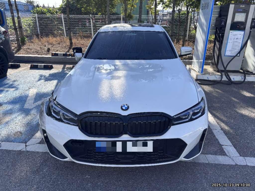 BMW 320i