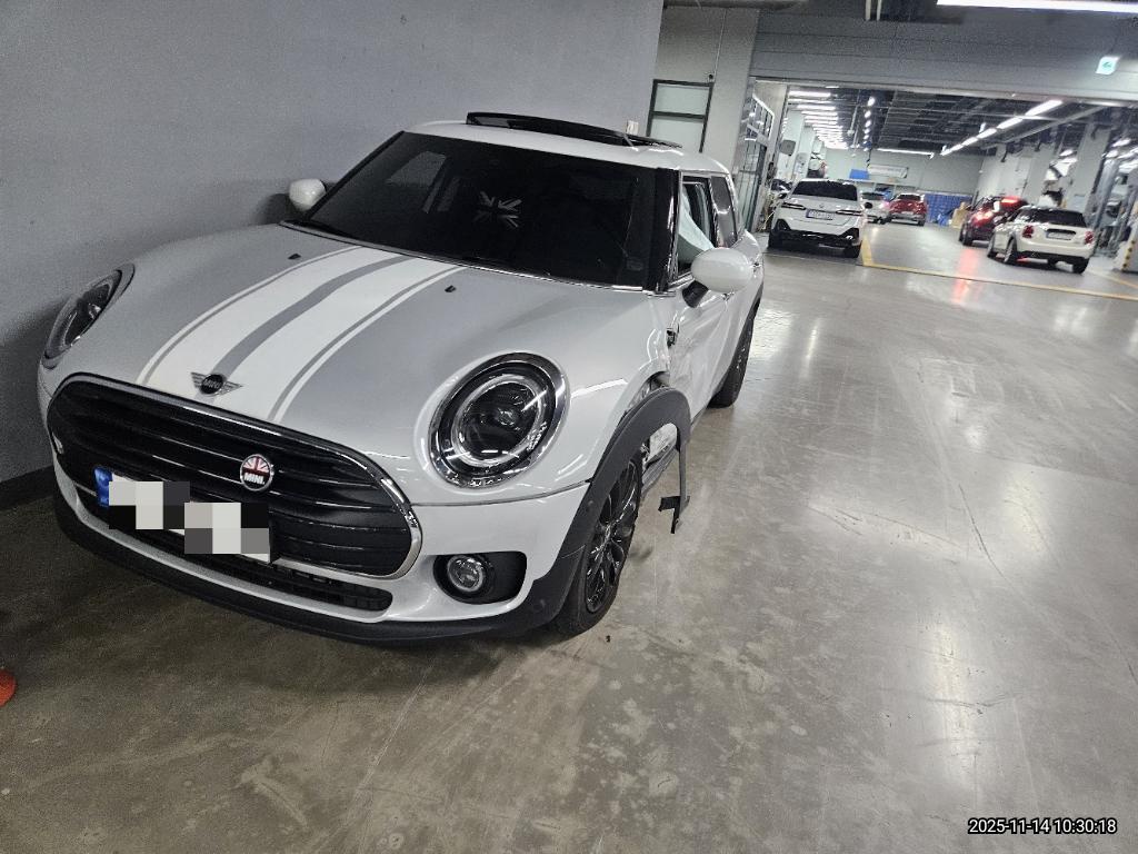 MINI Cooper Clubman