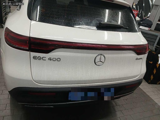 Mercedes-Benz EQC 2020
