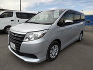 Toyota Noah 2016